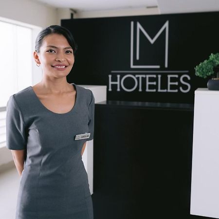 LM Hoteles Piura Extérieur photo