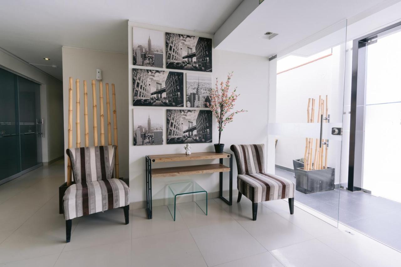 LM Hoteles Piura Extérieur photo