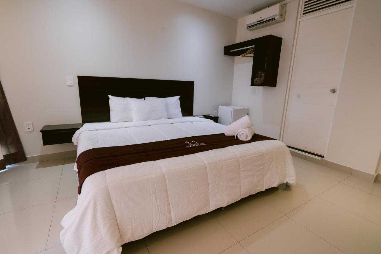 LM Hoteles Piura Extérieur photo